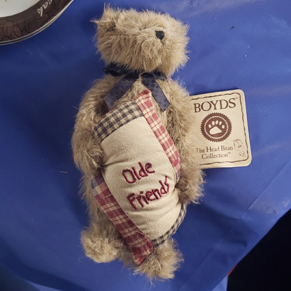 Vintage Boyds bears.    Bea  A GoodFriend